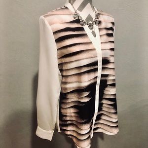 New Ivanka Trump black/white/pink blouse